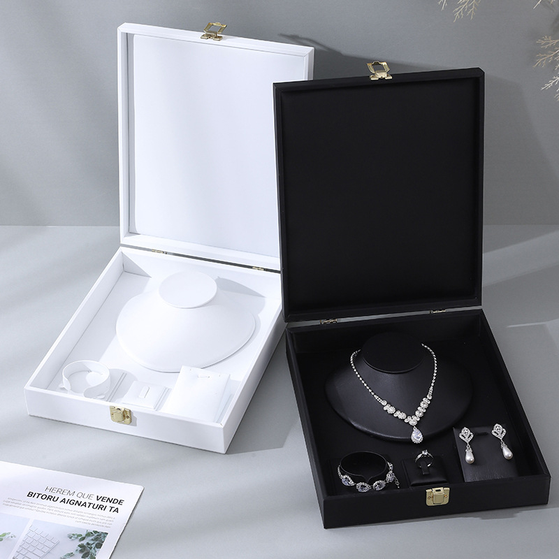 Határokon átnyúló raktáron Kombinált öltöny Ékszertartó Flanel ékszerkorong Ékszerbolt Gyűrű Karkötő Nyaklánc Fülbevaló Többcélú állvány