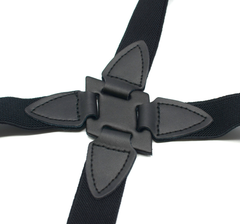 Határokon átnyúló ellátás Klasszikus oldalsó csattal ellátott férfi pántos harisnyatartó hátpánt, 2 csattal, kacsacsőrű csattal, 2,5 cm széles