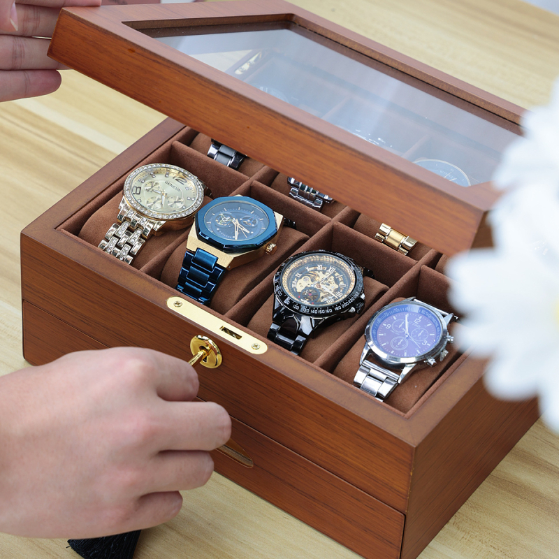 Drax faerezetes festék zárral ellátott ékszerdobozzal, óratároló doboz tetőablakkal, nyolc órakiállító doboz