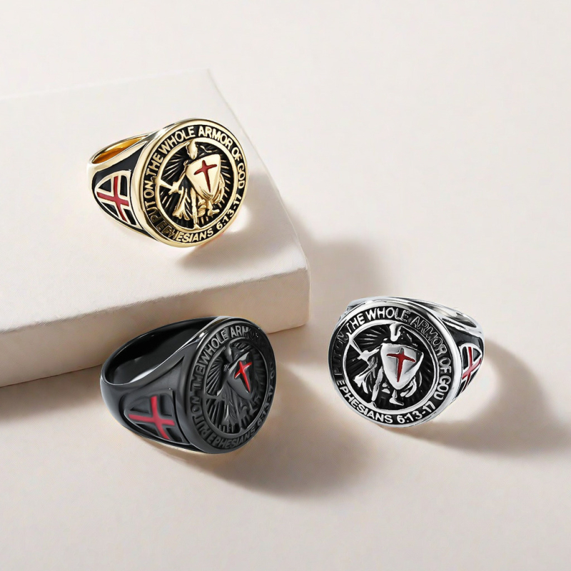 Európai és amerikai határokon átnyúló ékszer stílusú retró templomi lovag pajzs kereszt titán acél gyűrű személyre szabott viselet kézi ékszerek