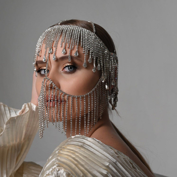 Европа и Съединените щати трансгранични аксесоари ins блогър с преувеличена маска личност улична танцова маска маска с пискюли