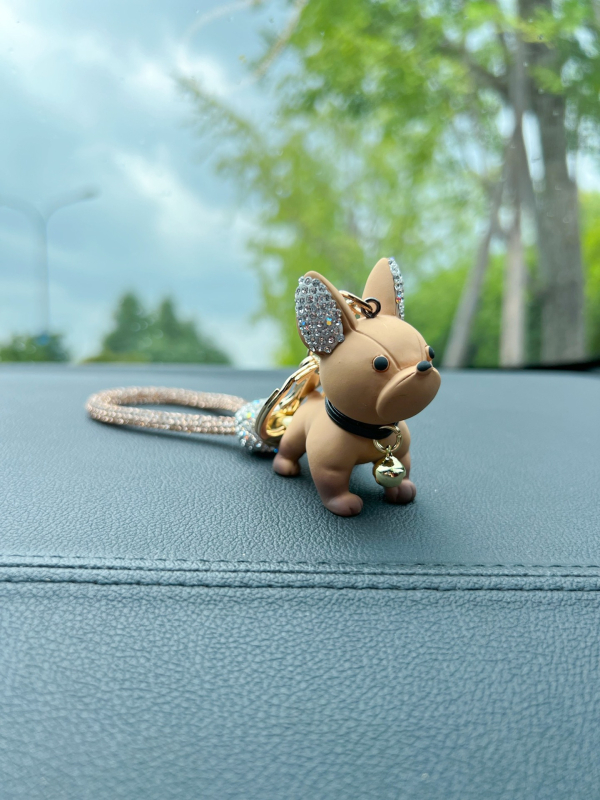 Aranyos rajzfilm kristály francia bulldog kiskutya kulcstartó kiegészítők nagykereskedelem kreatív háromdimenziós díszek autó kulcstartó gyűrű medál