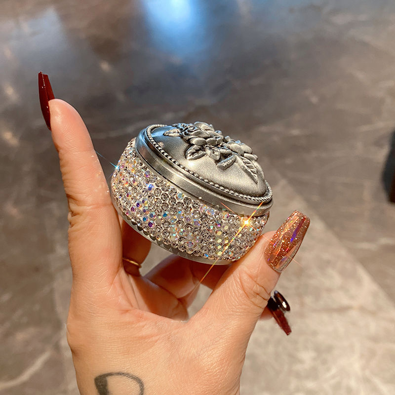 Metallist teemantlillega antioksüdatsiooniga flanellist hoiukarp kõrvarõngaste ehtekarp piiriülene kuummüük tehase väljamüük