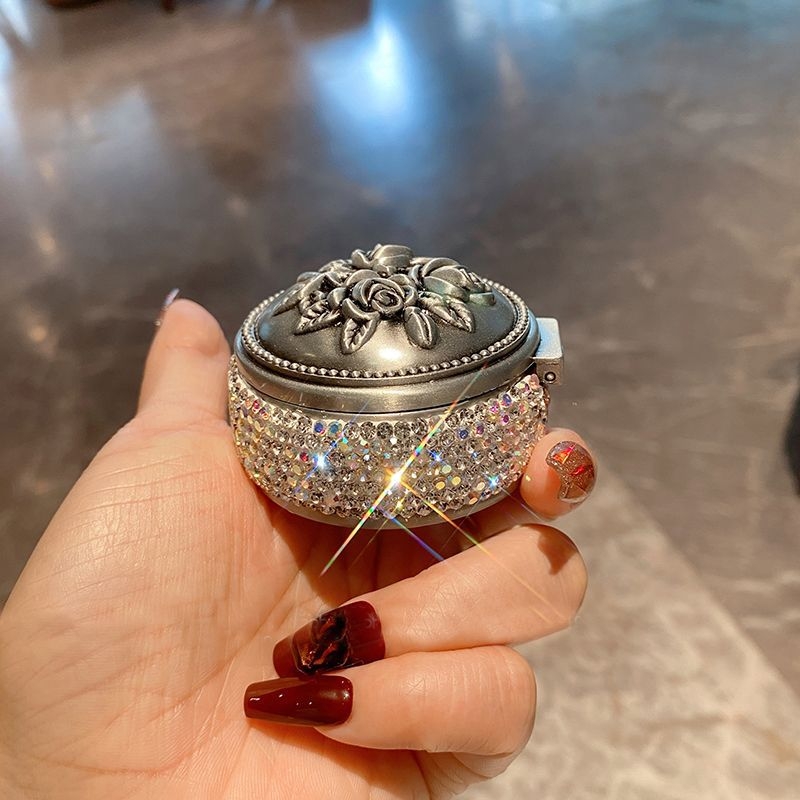 Metallist teemantlillega antioksüdatsiooniga flanellist hoiukarp kõrvarõngaste ehtekarp piiriülene kuummüük tehase väljamüük