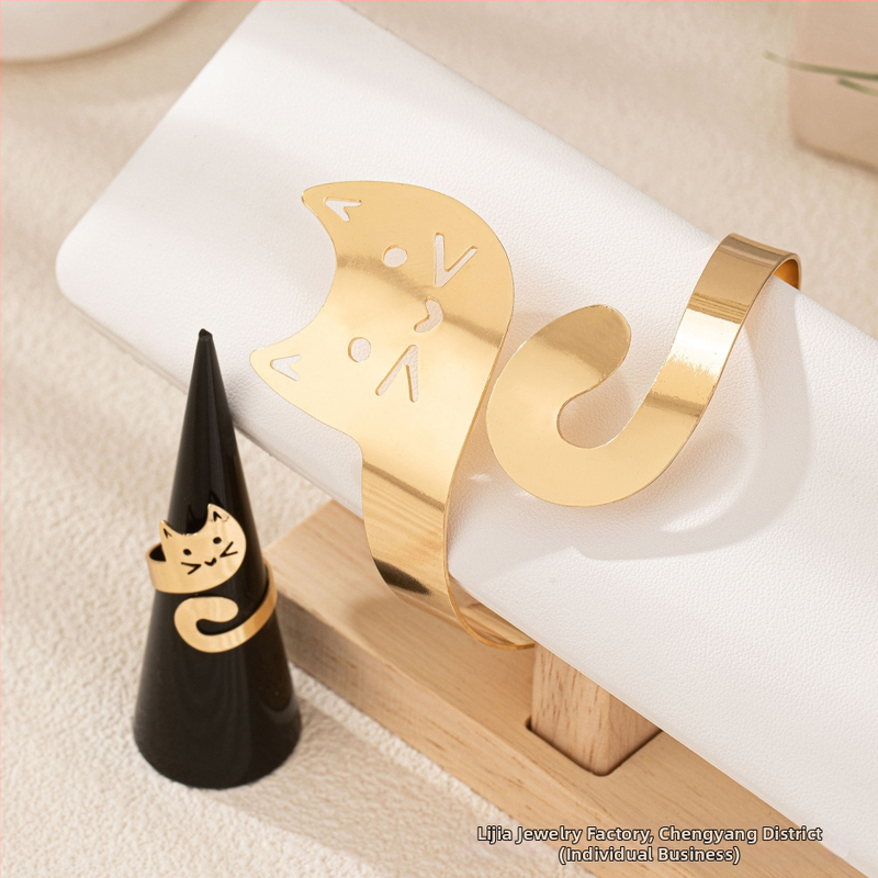 Európsky a americký najpredávanejší mačiatko lesklý náramok prsteň oblek módny roztomilý nezbedný denný dochádzajúci párty doplnky