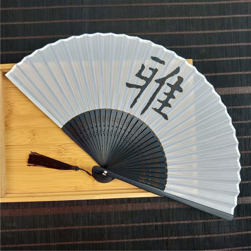 Laos Hiina stiilis väike lehvik hulgimüügist siidist imitatsiooniga roheline 6-tolline väike meeste lehvik nartsissiõie ja luuga siidist lehvik