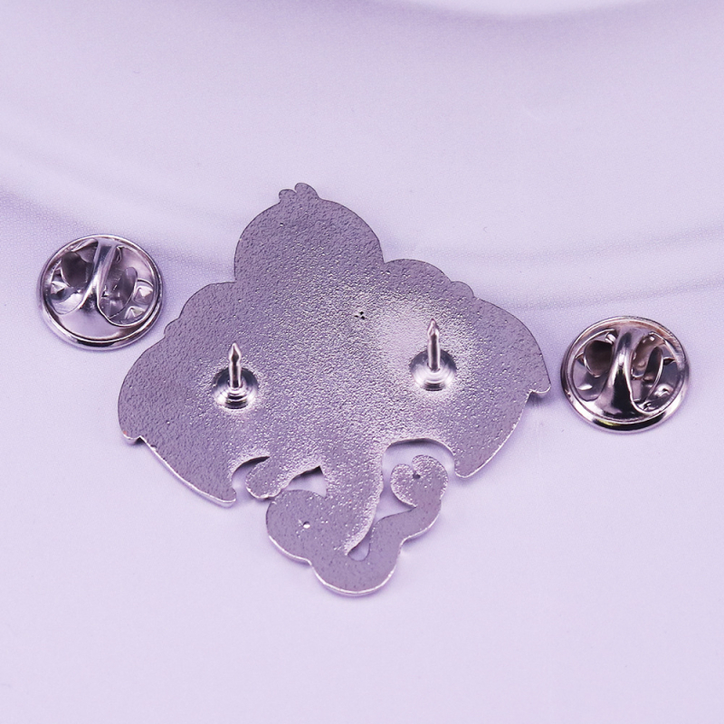 Flash Magic Dragon kemény zománctű divatos személyiség hátizsák dekoratív gallértű