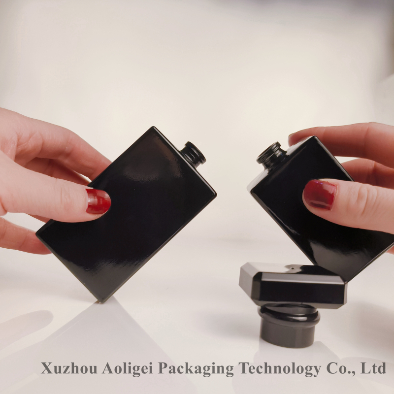 Spot veleprodaja 50ml bajonet kvadratna bočica parfema crna bočica parfema bočica parfema visoka vintage