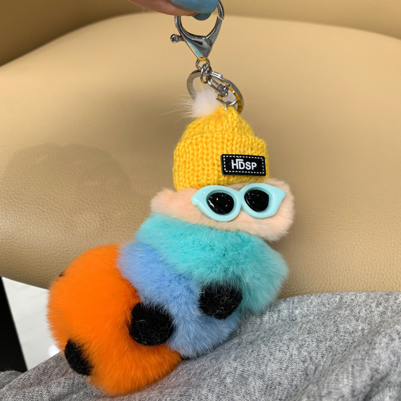 Rex nyúlszőrből készült hernyó medál autós kulcstartóhoz, függőlánc páros baba medál szemüveggel, hajgolyó ékszer