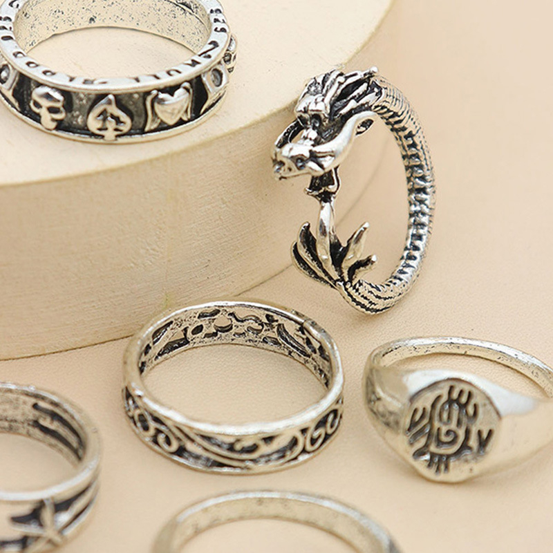 Európai és amerikai gyűrűkészlet új, retró sárkányos, kockás, őszibarackos, szíves, madáros, faragott csillag és hold alakú, 6 darabos gyűrűkészlet