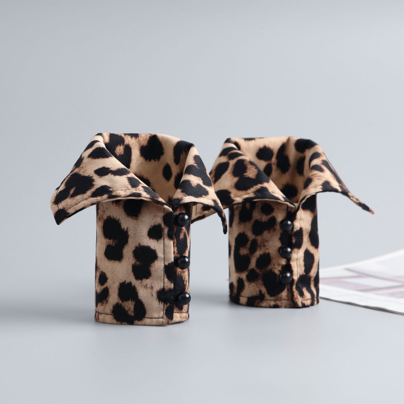 Piiriülene leopardimustriga terava kraega väike pükskraega sall käsitsi varrukatega ülikond moodne tipptasemel dekoratiivne võltssärkkrae hulgimüük