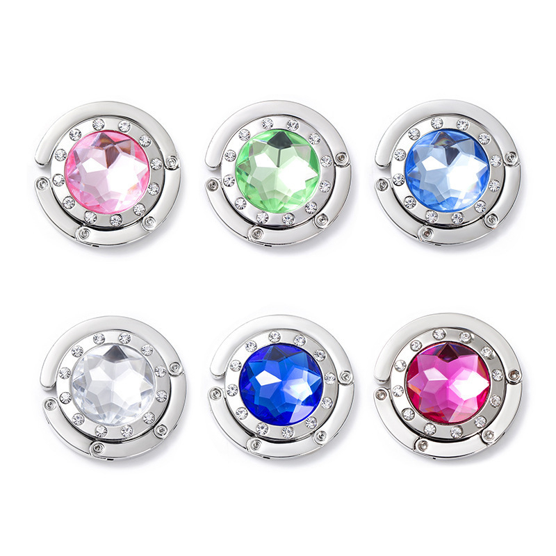 Hordozható és praktikus összecsukható kristály táskaakasztó asztali táskaakasztó készlet 12 fúrós fém táskaakasztóval