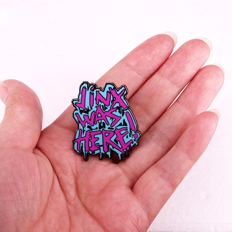 Broșă Jinx Here, accesorii pentru insignă de joc din Liga Eroilor