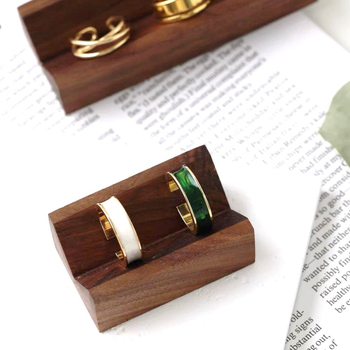 Διασυνοριακή βάση δαχτυλιδιών Hot Walnut, σκουλαρίκια, ράφι αποθήκευσης δαχτυλιδιών, ράφι επίδειξης κοσμημάτων, στηρίγματα σκοποβολής κοσμημάτων