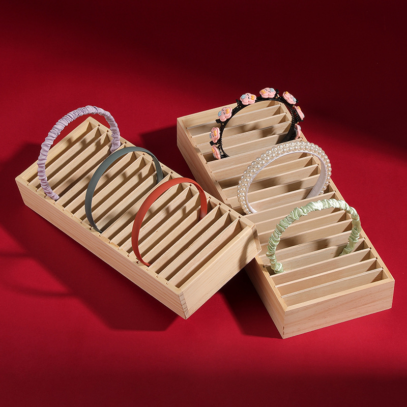 Tömörfa fejpántos tároló állvány, ékszertálca, fejpántos kijelző állvány, karkötő ékszertálca, kelléktartó állvány