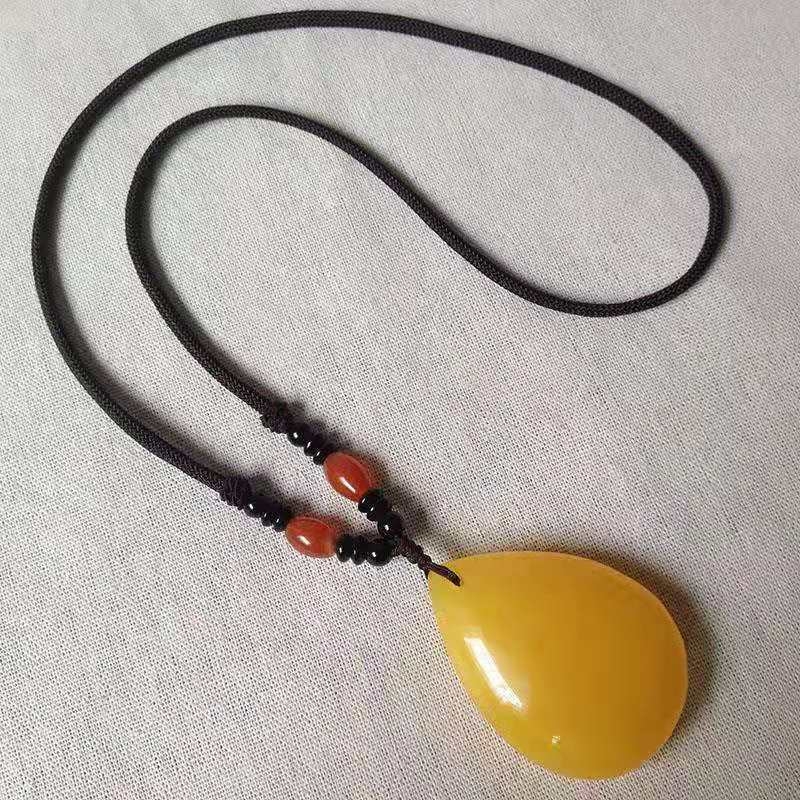 Új Po Bloody pulóverlánc, csúcskategóriás vízcsepp medál, hosszú, sokoldalú nyári utánzatú viaszméz nyaklánc női nyakpánt ajándékba