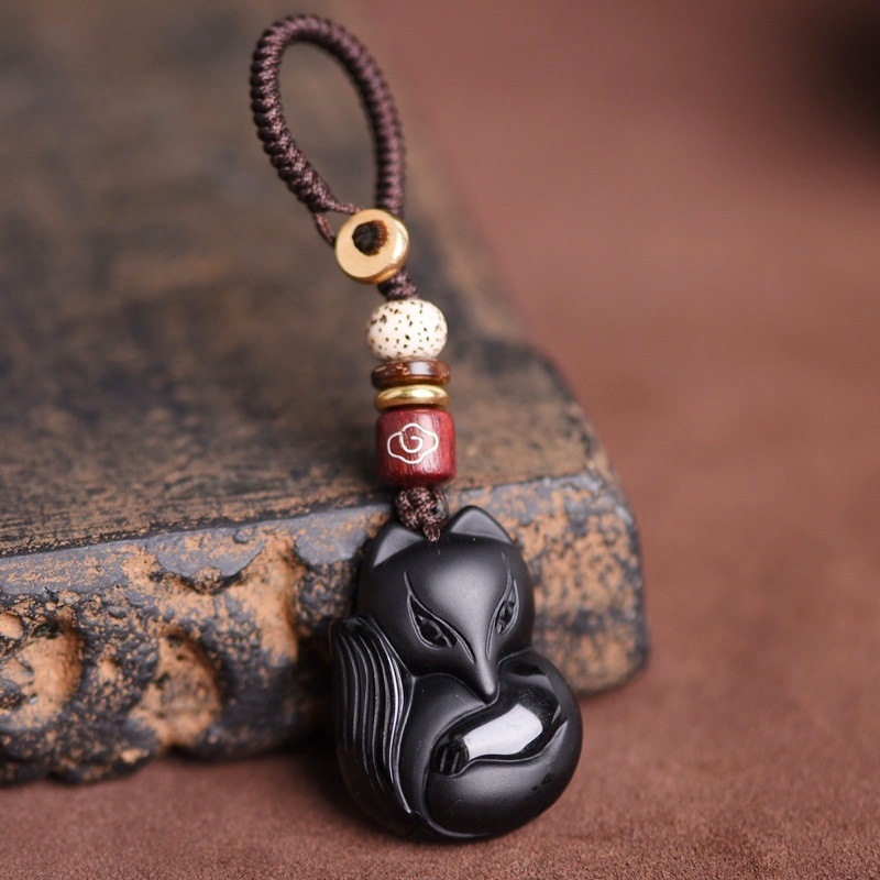 Matt fekete arany obszidián róka kulcstartó kézzel kötött gyémánt csomóval díszített táska derékra akasztható kiegészítők férfi és női medál