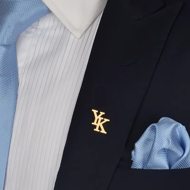 Férfi öltöny bross, határokon átnyúló, egyedi betűs, tűs bross, rozsdamentes acél, külkereskedelmi, hajgenerációs, multifunkcionális bross