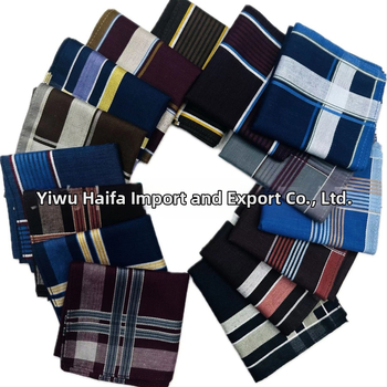 Vyriškas klasikinis dryžuotas tamsios spalvos siūlais dažytas medvilninis rankšluostis, prakaitą sugeriantis rankšluostis, kišeninis kostiumo krepšys, senas rankšluostis