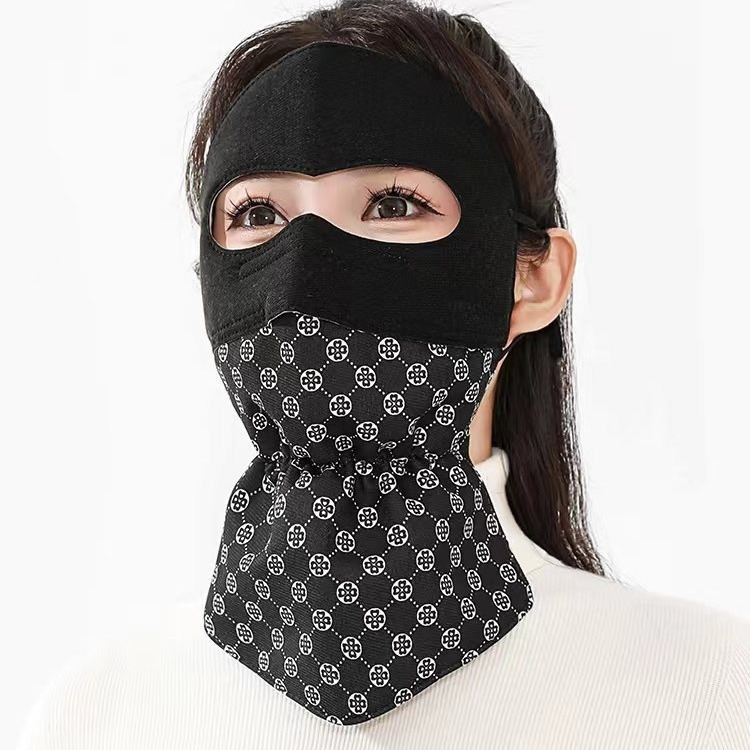 3D trimatė plaunama šilta, vėjui atspari kaukė. Madinga, universali kaklo apsaugos kaukė, padedanti išlaikyti šaltį.