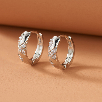 Europietiški ir amerikietiški paprasti, mikroinkrustuoti cirkonio moteriški papuošalai, auskarai su auskarų sagtimi, pora