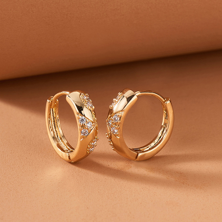 Europietiški ir amerikietiški paprasti, mikroinkrustuoti cirkonio moteriški papuošalai, auskarai su auskarų sagtimi, pora