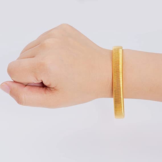 Tootja varrukahoidja Euroopa ja Ameerika moodne vedrukäevõru elastne käevõru meeste käevõru libisemiskindel mansett