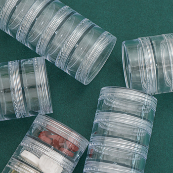 Alcsomagolt gyógyszerdoboz hordozható, élelmiszeripari minőségű, lezárt, nedvességálló, egyhetes kis tárolótabletta kapszula mini osztályozó aldoboz