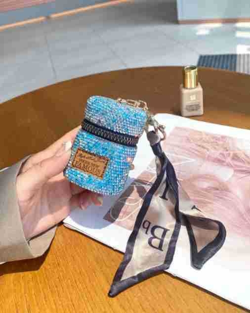 Uus populaarne täisteemant Bluetooth-kõrvaklappide kott miniatuurne kõrge tundlikkusega mündikott ripatsvalgusti luksusliku stiiliga