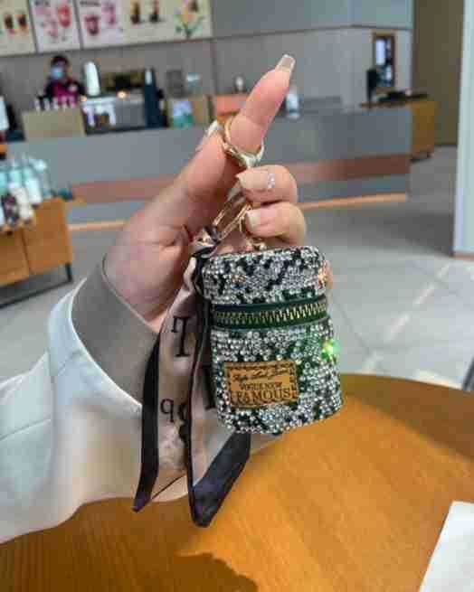 Uus populaarne täisteemant Bluetooth-kõrvaklappide kott miniatuurne kõrge tundlikkusega mündikott ripatsvalgusti luksusliku stiiliga