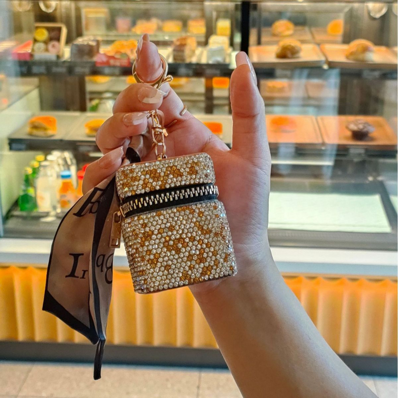 Uus populaarne täisteemant Bluetooth-kõrvaklappide kott miniatuurne kõrge tundlikkusega mündikott ripatsvalgusti luksusliku stiiliga