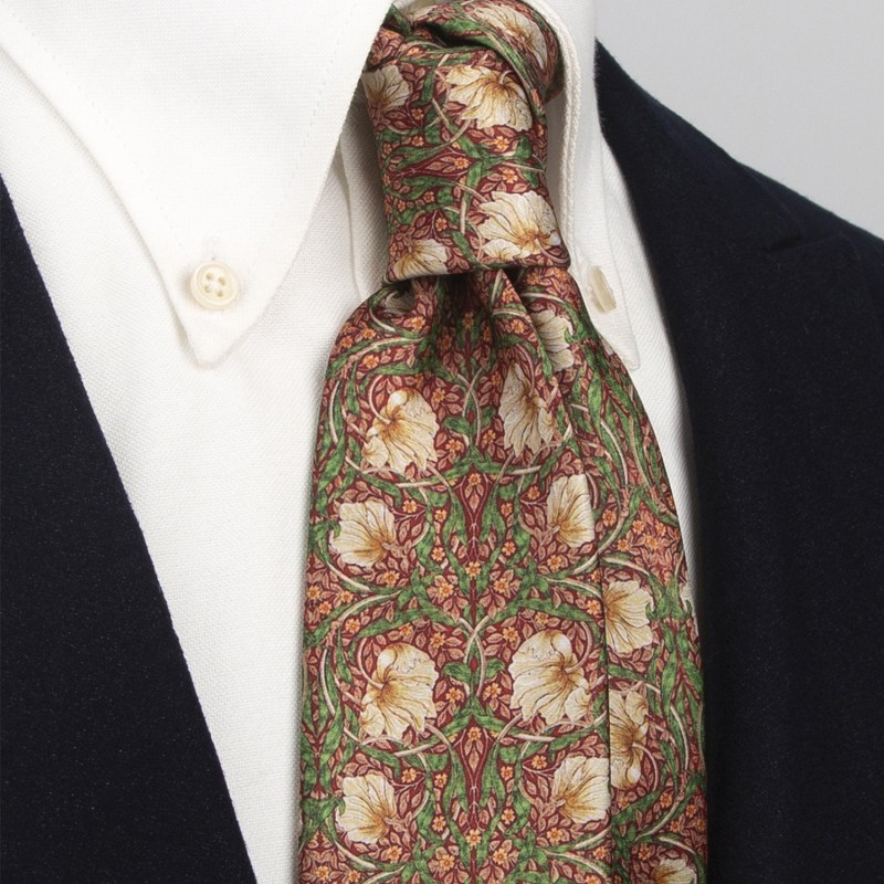 Férfi ruha, nyakkendővel, koreai, brit stílusú, úriember, európai és amerikai vintage mintás, 8 cm-es kézikötővel, diákmunkaruha