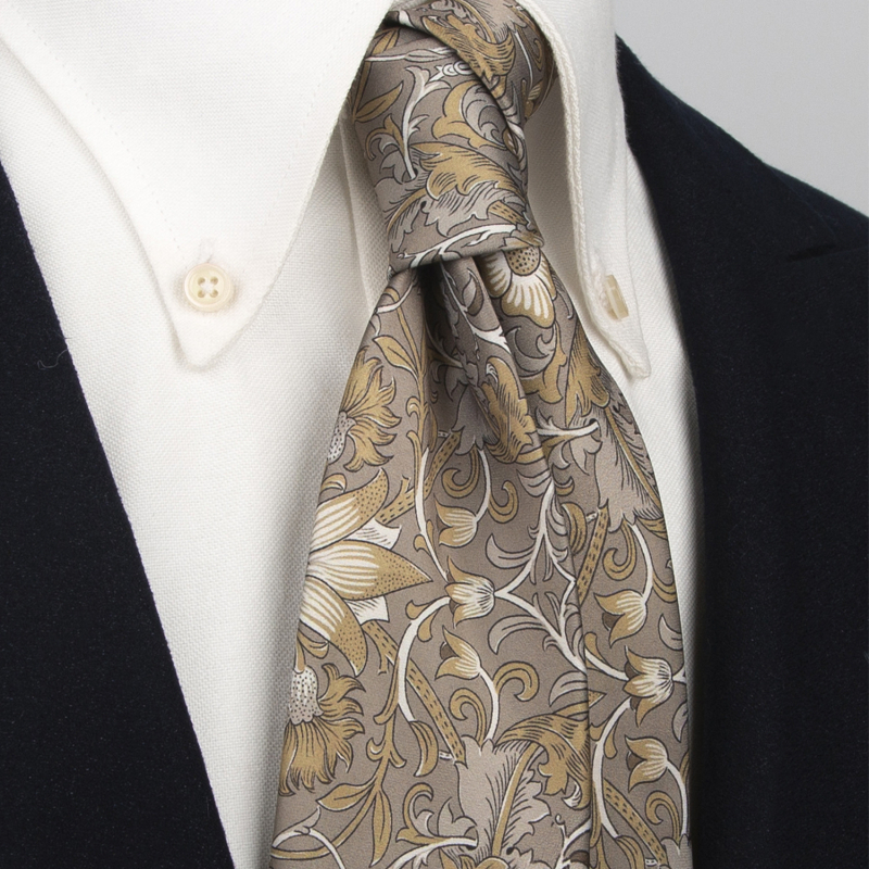 Férfi ruha, nyakkendővel, koreai, brit stílusú, úriember, európai és amerikai vintage mintás, 8 cm-es kézikötővel, diákmunkaruha