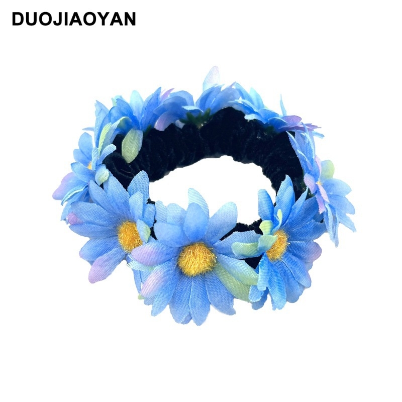 Europoje ir Jungtinėse Amerikos Valstijose naujas ramunėlių plaukų žiedas, saulėgrąžų, arklio uodegos galvutės, virvės, pojūčių vėduoklės, plaukų aksesuarai, imituojantis audinį, storosios žarnos žiedas