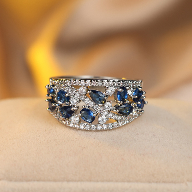 Határokon átnyúló kívánság európai és amerikai robbanások kerek üreges, kiváló minőségű textúrájú gyűrű egyedi személyiségű luxus divatos sokoldalú gyűrű