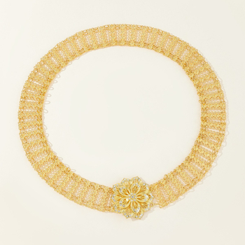 Μποέμικο στυλ με μεταλλικό λουλούδι, ζώνη με διαμάντια, διακόσμηση με διαμάντια, μακριά αλυσίδα στη μέση, αξεσουάρ ένδυσης