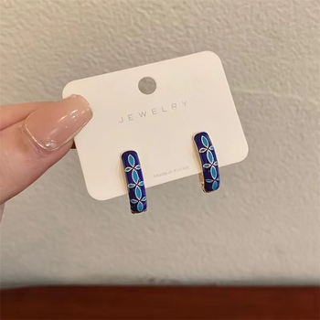 Ευρωπαϊκή και αμερικανική διασυνοριακή καυτή πώληση ρετρό στυλ δικαστηρίου στυλ σκουλαρίκια μόδας λαδιού που στάζει χειροτεχνία μπλε πέταλο μοτίβο γυναικεία σκουλαρίκια