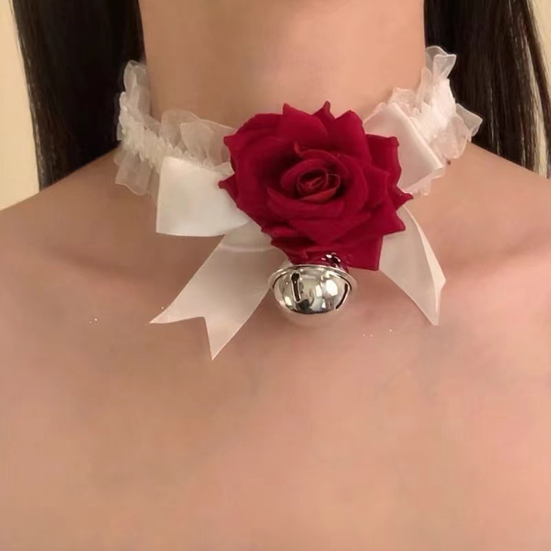 Határokon átnyúló új nyakkiegészítők Cos Red Rose Choker kiváló minőségű nyaklánc gallér nyaklánc nőknek