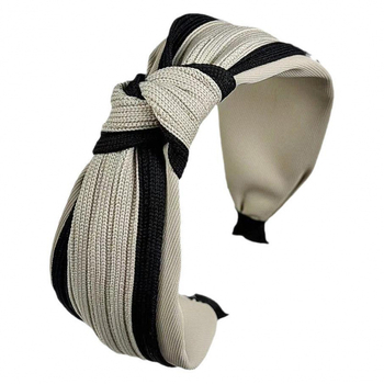 Στυλ Chanel Γυναικείο Κρίκο Μαλλιών με Πλατύ Γείσο Φθινόπωρο και Χειμώνας Μαύρο και Άσπρο Απλό Ψηλό Κρανιακό Τοπ Κοσμήματα Μαλλιών Κάρτα Ρετρό Υψηλής ποιότητας Καπέλα Όλα τα χρώματα ταιριάζουν