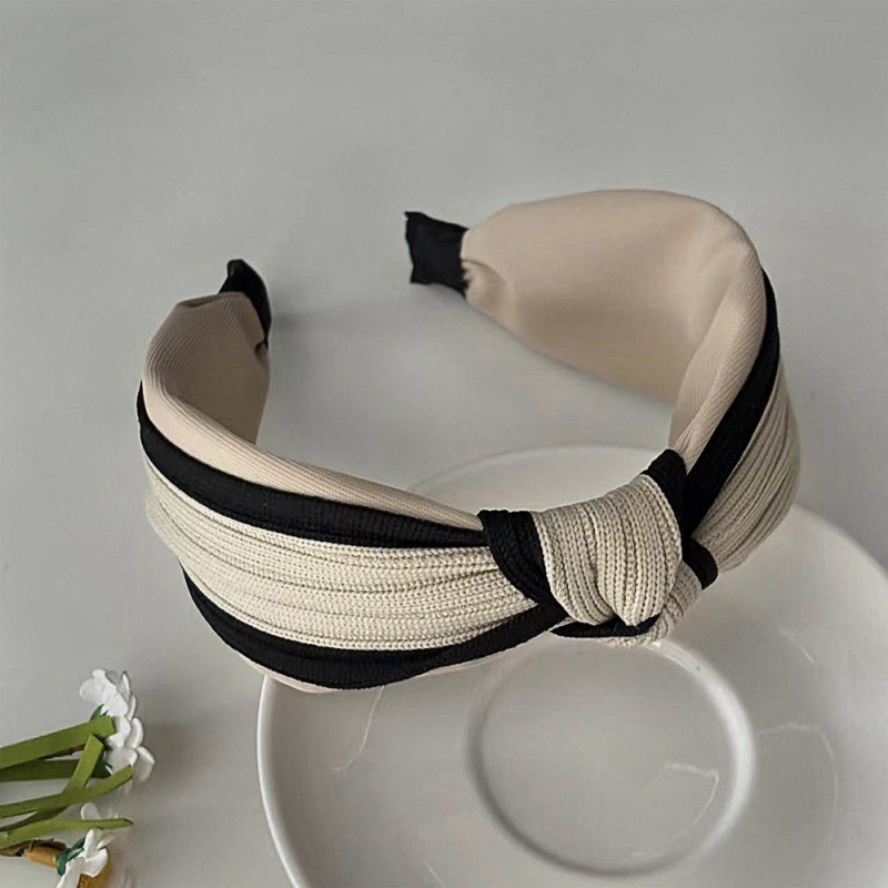 Chanel stílusú széles karimájú hajkarika női őszi és téli fekete-fehér egyszerű, magas fejfedő, retró, kiváló minőségű, minden mérkőzésre alkalmas fejfedő
