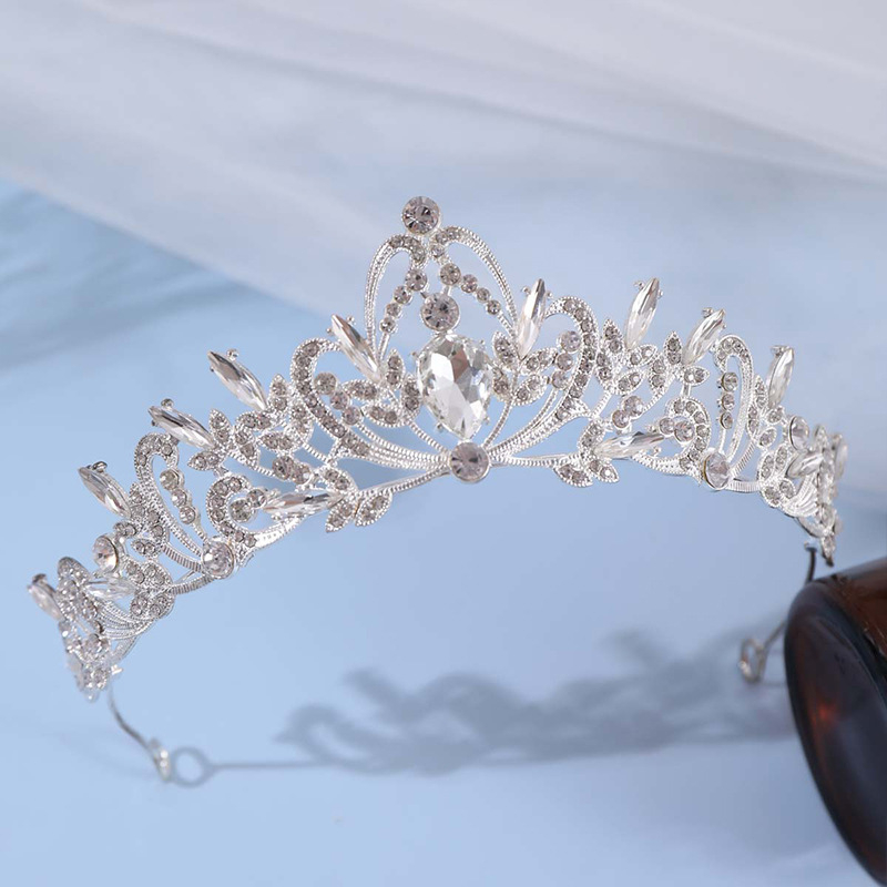 Lányok Fejfedők Hercegnő Finom Strassz Korona Gyermek Teljesítmény Luxus Temperamentum Korona Lányok Születésnapi Fejpánt Hajdíszek