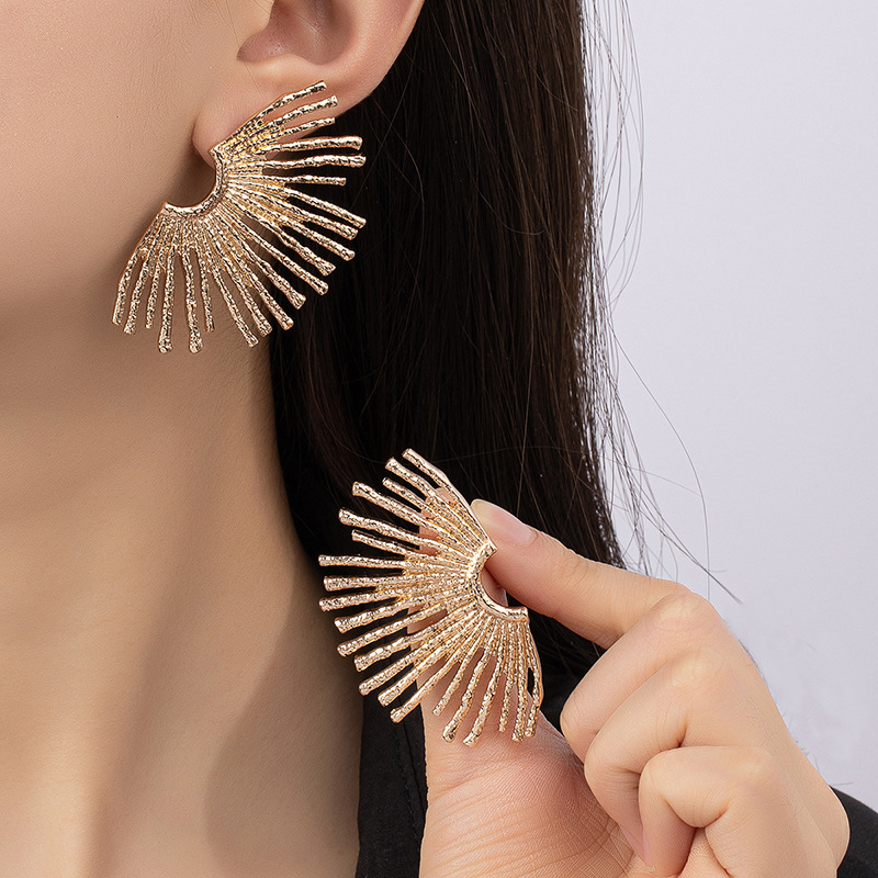 Ευρωπαϊκά και αμερικανικά μεταλλικά γεωμετρικά μεγάλα σκουλαρίκια ιδιοσυγκρασίας, σκουλαρίκια μόδας, σκουλαρίκια προσωπικότητας, ευέλικτα μακριά σκουλαρίκια, σκουλαρίκια