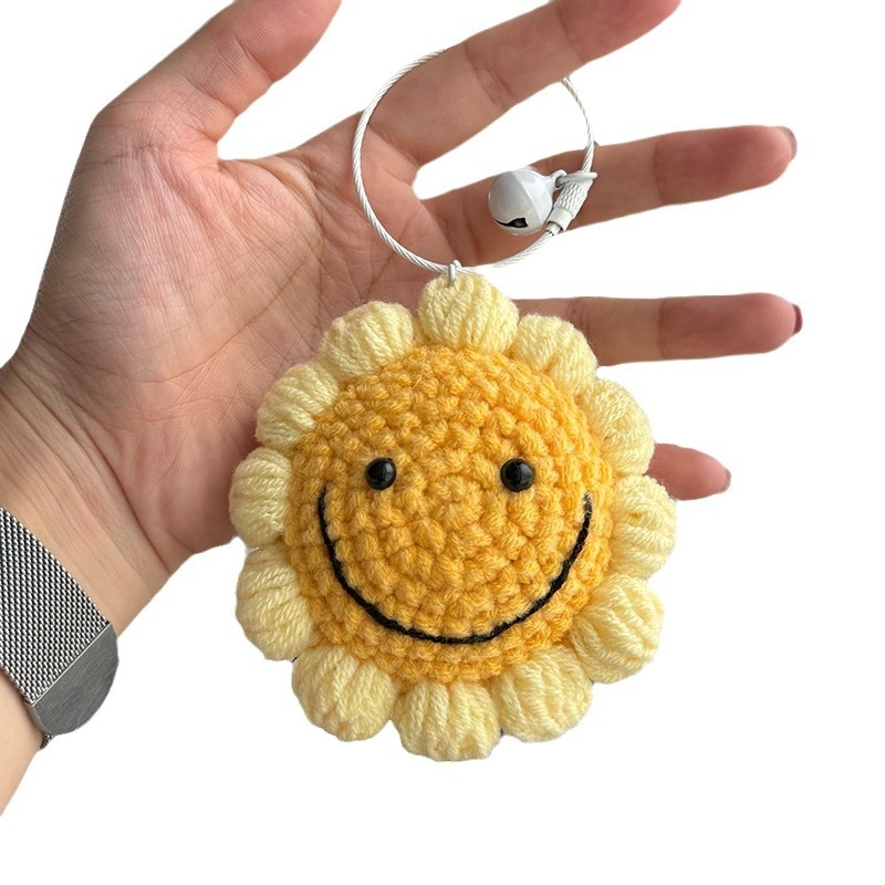 Kész mosolygós napraforgó medál kézzel készített gyapjú horgolt napraforgó kulcstartó internetes híresség iskolatáska függő kis ajándék