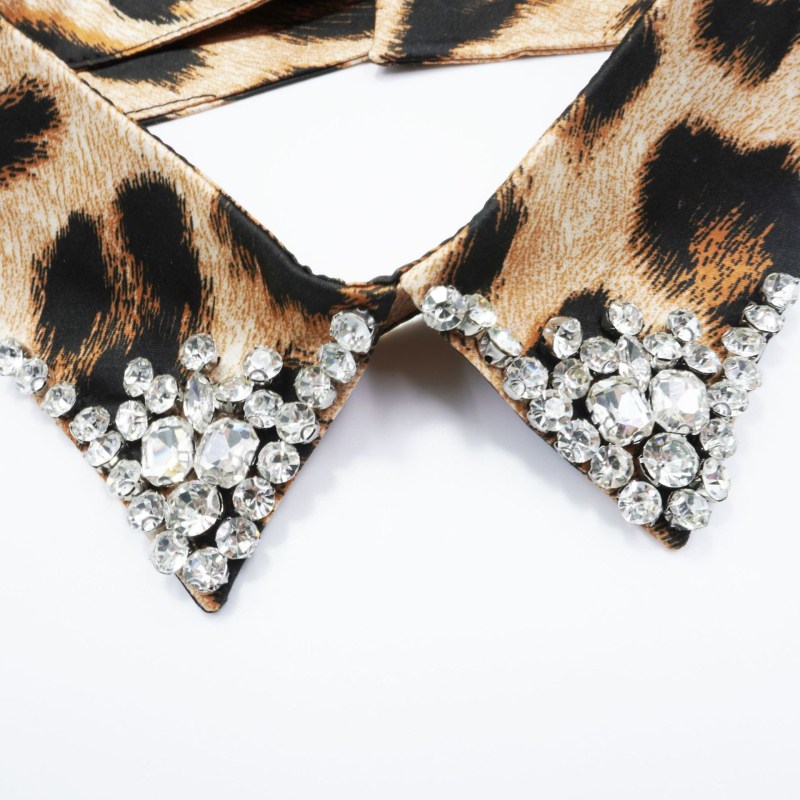 Új leopárdmintás gyöngyök niche dekoráció hamis nyakörv európai és amerikai stílusú trend szemet gyönyörködtető viselet divatos külkereskedelmi nyakörv