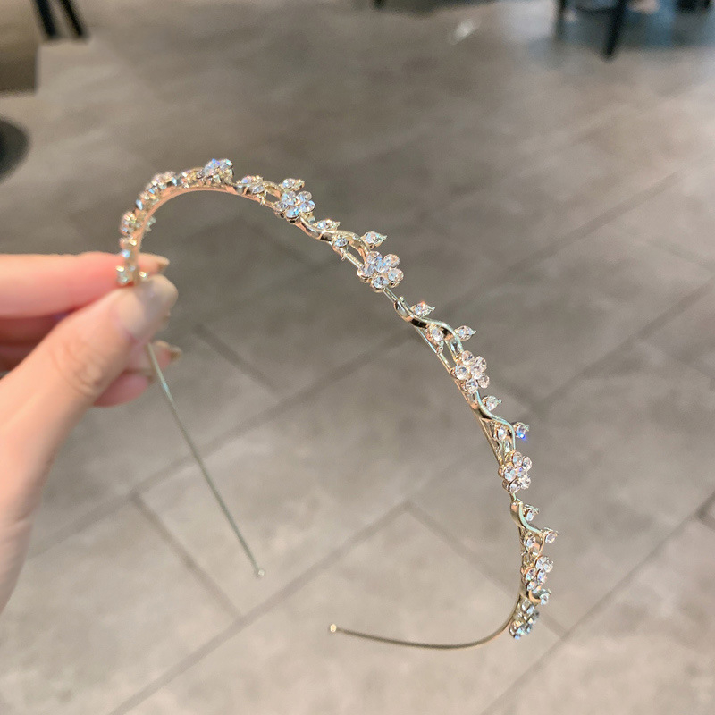 Japán és koreai új strasszos gyöngy fémből készült, gyönyörű, gyengéd mori elegáns, elegáns hajpánt, új, kiváló minőségű, mindenhez illő, alkalmi viselet