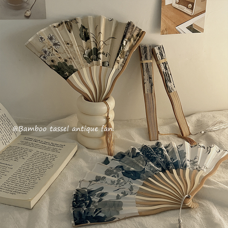 Antik összecsukható ventilátor, kínai stílusú nyári ventilátor, Hanfu Cheongsam, új, kínai stílusú mini összecsukható ventilátor, hordozható