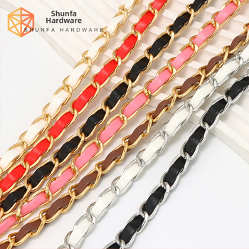 Nauja aliuminio grandinėlės odinė rankinė su metaline virvele, „Chanel“ stiliaus rankinė per petį, PU odos grandinėlė per petį.