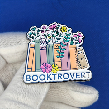 Könyvvirágos rajzfilm bross Könyvet szerető és introvertált emberek fém jelvény Olvasás szerelmeseinek divatruhák kiegészítők