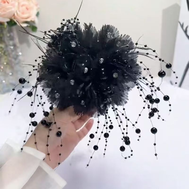 Nagy gyöngy toll bojtos fogó csat könnyű luxus nagy érzékenységű haj cápa csat hajkijelző nagy virágrügy fejdísz nagykereskedelem