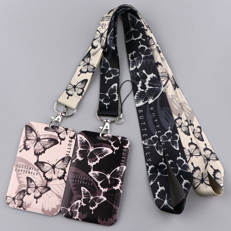 Pillangós mobiltelefon-zsinór, munkavállalási engedély, márkás medál, szalag, diákétkezési kártya, buszkártya